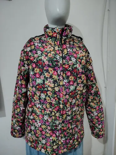 Jaqueta puffer feminina C&A