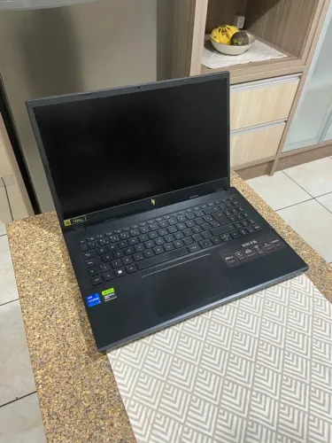 Notebook gamer Nitro V15 I7 13th RTX 3050 16GB RAM 1.5TB SSD