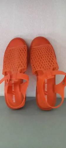 melissa infantil original laranja tam 36 gde.....há outros modelos e tamanhos zap:11957866