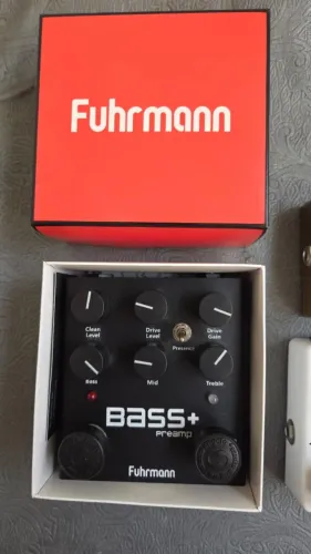 Pedal bass+ preamp Fuhrmann