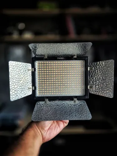 Iluminador LED Yongnuo