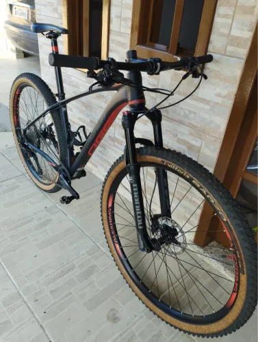 BICICLETA OGGI 7.6