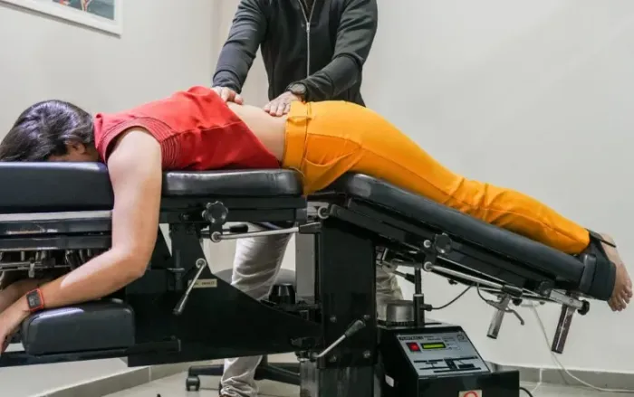 Maca de Descompressão da Coluna. Equipamento Profissional para Fisioterapeutas, Osteopatas
