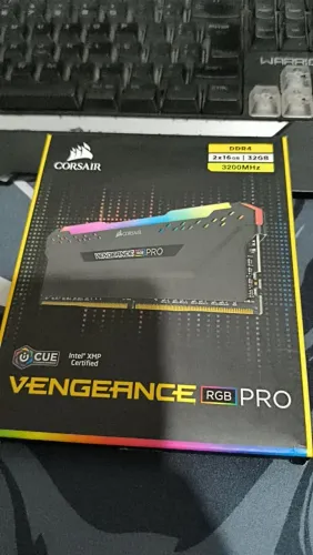 Memória ram DDR4 Corsair vengeance pro argb