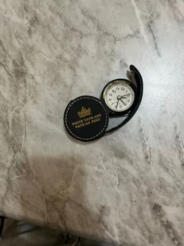 Souvenir original do Vaticano - Relógio 