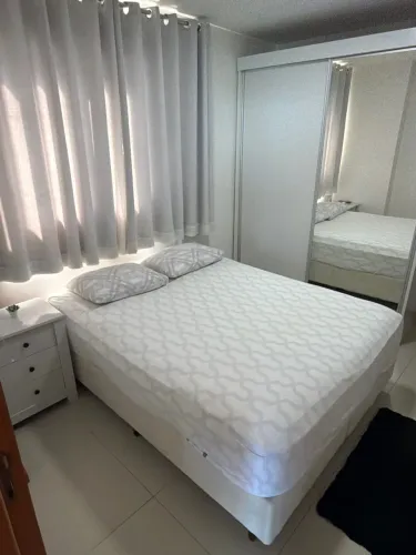 Vendo cama casal