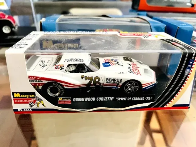Corvette greenwood Spirit of Sebring 76 Monogram 1.32 autorama Carrera Evolution!