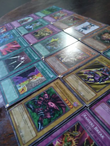 21 Cartas Yu-Gi-Oh
