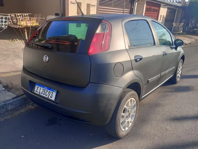 Fiat Punto ELX 1.4 Fire Flex 8V 5P 2009