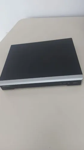 NVR Hikvision + HD 4TB
