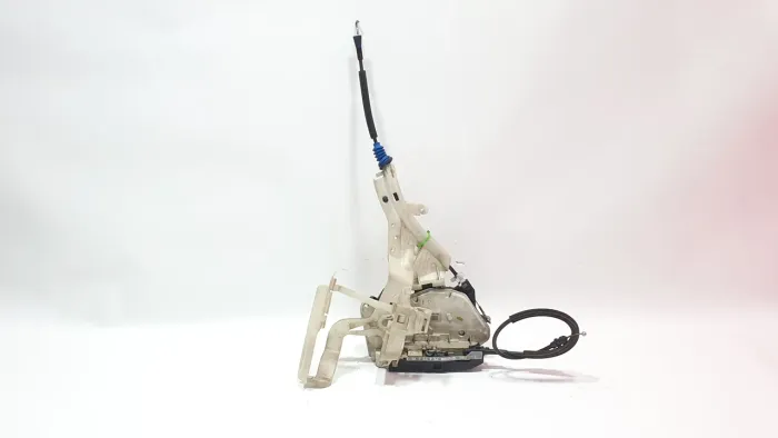 Trava Da Porta Diant. Dir. Volkswagen Passat Cc 2008 A 2012