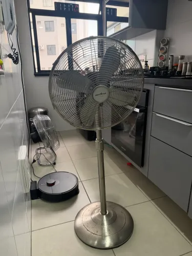 Ventilador Britânia Turbo 40 Inox - 127v