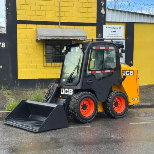 VENDA - MINI CARREGADEIRA (BOB CAT) JCB 190  