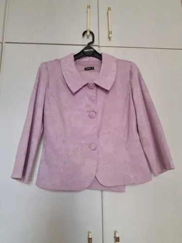 Conjunto blazer e calça lilás 