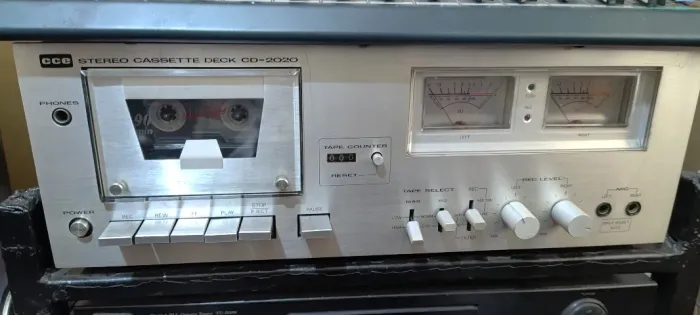 Tape Deck, Toca Fitas CCE CD2020 ótimo estado.