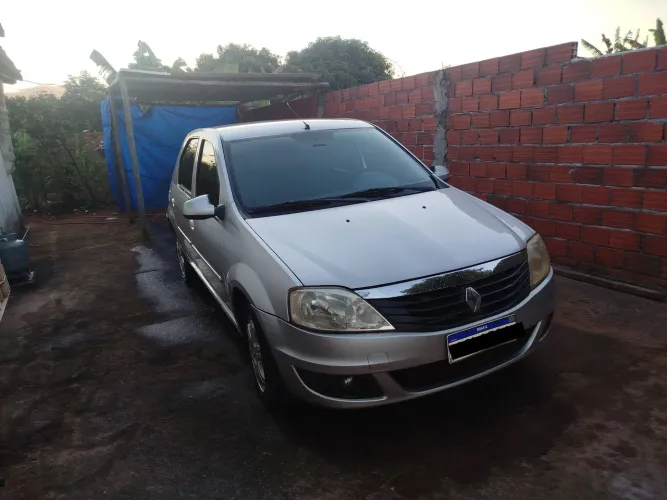 Renault Logan Expression Hi-flex 1.6 8V 4P 2011