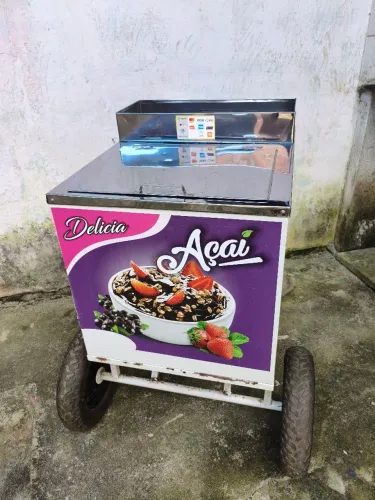 Carrinho de açaí 