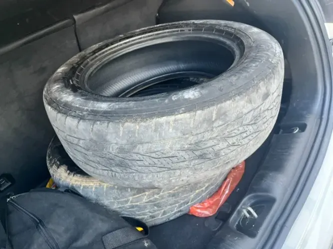 Pneus - Meia vida - Jeep Compass - 225 / 60/ R17