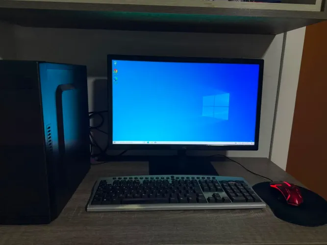 PC Completo i5 + 8GB RAM + Monitor HQ Screen + Teclado e Mouse + Wi-Fi USB