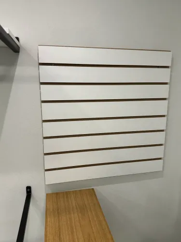 Painel canaletado
