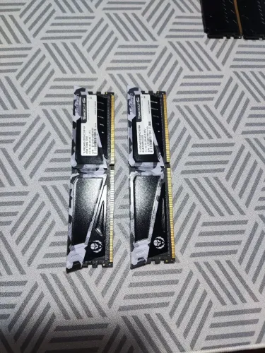 16gb (2x8gb) team group 3200mhz cl16 ddr4