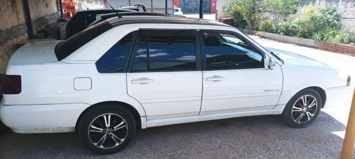 Volkswagen Santana 1.8 MI (álcool) 2002