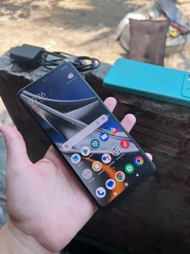 Xiaomi Poco X4 Pro 5G 128gigas ,12ram, facilito a entrega, com um carregado, aceito cartão
