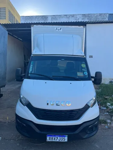 Iveco Daily 30-130 City CS Baú