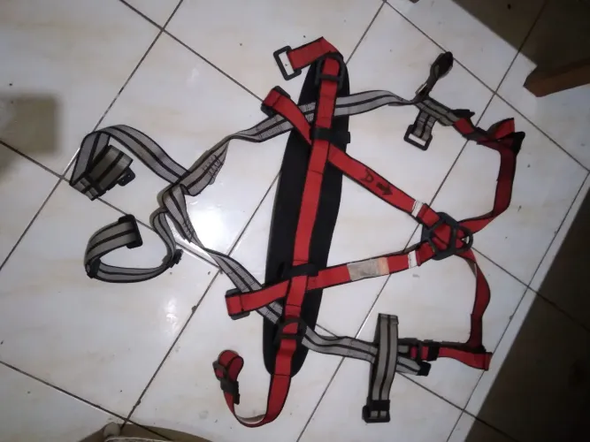 Cinturao paraquedista 4 pontos