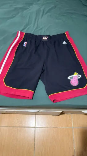 Bermuda Adidas Preta NBA Miami Heat Original 
