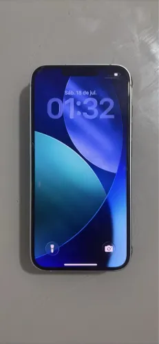 iPhone 16e