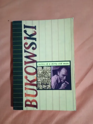 Livro Charles Bukowski- Notes of a Dity Old Man- Edição americana City Lights
