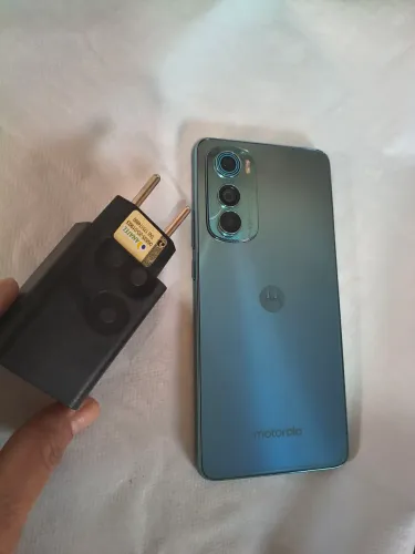 Moto Edge 30 5g 16gbram 256 GB impecavel