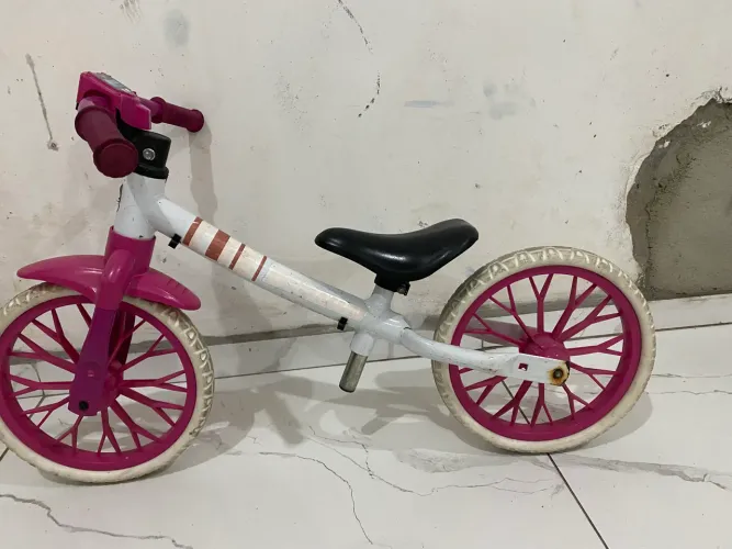 Bicicleta de equilíbrio