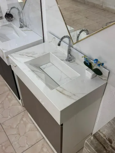 pias em porcelanato