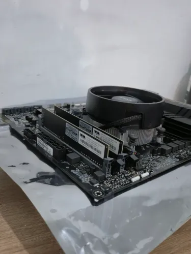 KIT GAMER A520M TUF GAMING + RYZEN 5 4650GE + 16GB DDR4