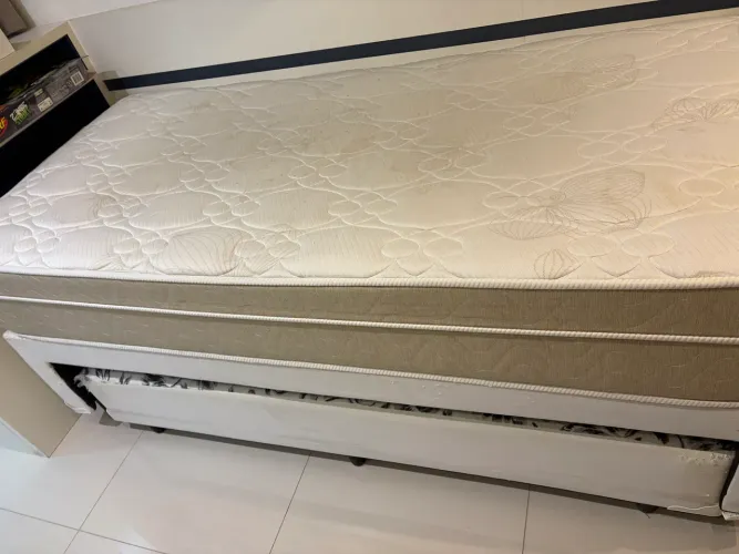 Cama box solteiro com auxiliar