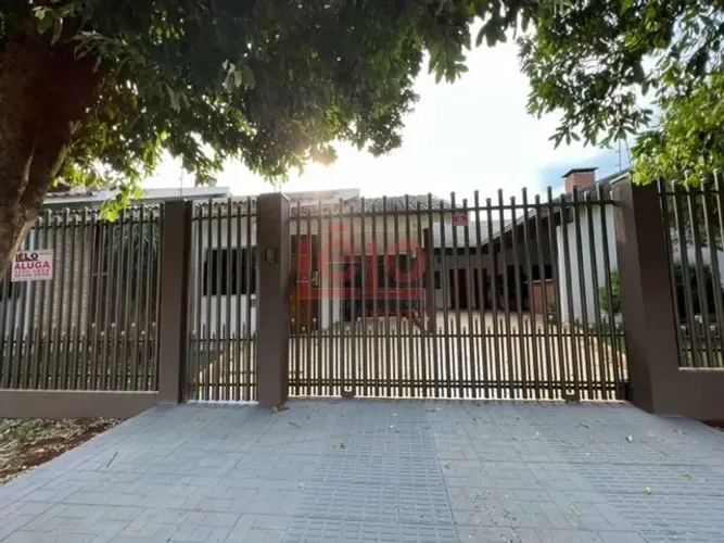 Casa para alugar em Paiçandu com suíte, closet, cozinha planejada e área gourmet