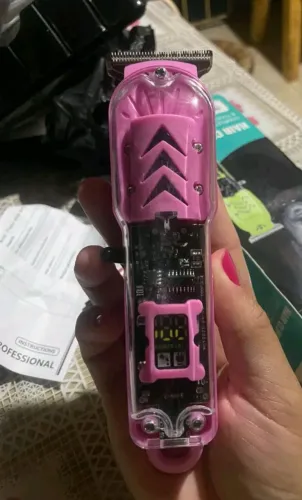 Máquina de cortar cabelo profissional