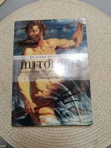 O livro de ouro da Mitologia