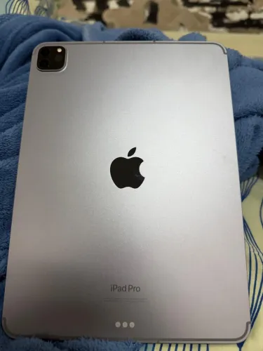 iPad Pro 11 M2 (4ª Geração) 256 GB Wi-Fi + Celular + Magic Keyboard + Apple Pencil 2 