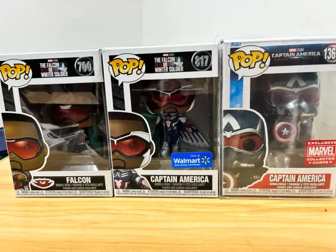 Kit Funkos Originais e Novos Capitão América & Falcon