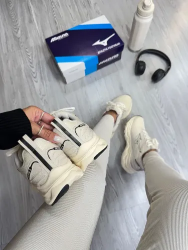 Tennis mizzuno space 3 