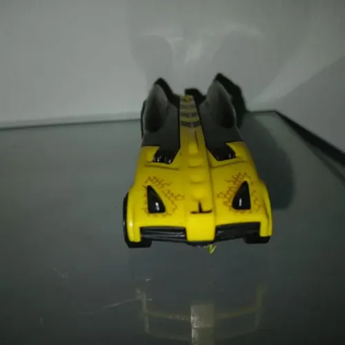 CARRINHO HOMEM VESPA RARIDADE ESCALA 1/64 MATEL