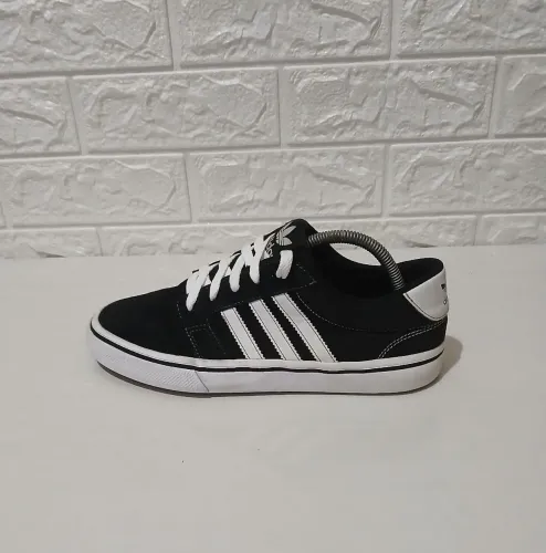 Tênis Adidas Seeley Core Black / Cloud White