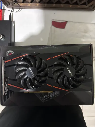 Placa de vídeo - RX 590 8gb - Gigabyte