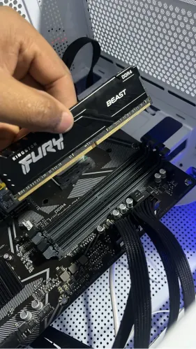ddr4 16gb 3600mhz da Kingston/ fury
