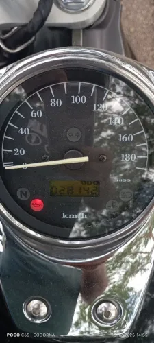 Vendo Shadow 750 impecavel