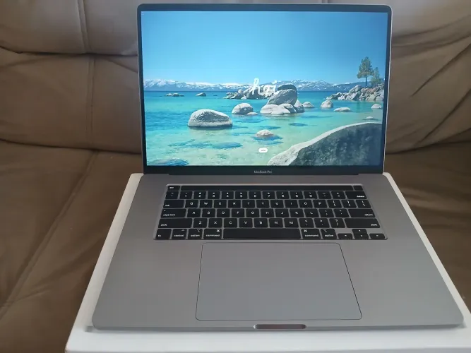 MacBook Pro 16" 2019 | i9 | 1TB SSD | 16GB RAM