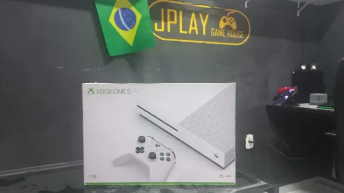 Caixa Xbox one s, vários modelos
